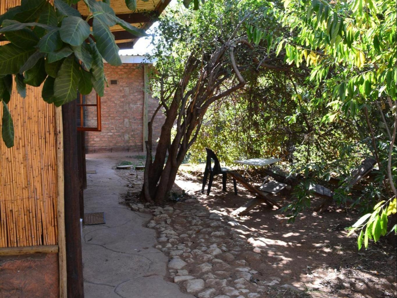 Nxabii Cottages 카사네 외부 사진